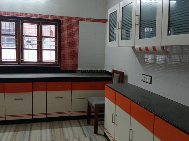 5 BHK Villa in Satellite for rent Ahmedabad. The reference number is 19164077