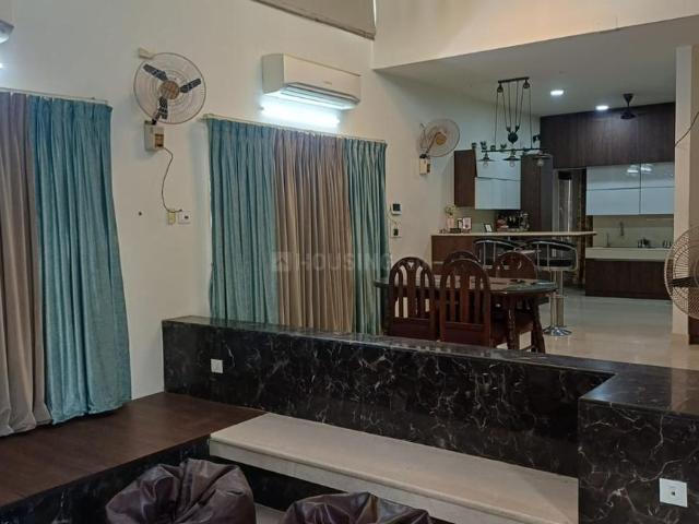 5 BHK Villa in Sembakkam for rent Chennai. The reference number is 20577595