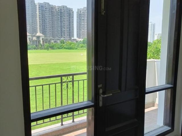 5 BHK Villa in Sector 128 for resale Noida. The reference number is 20493408