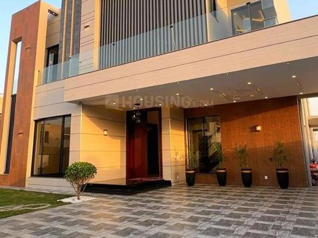 5 BHK Villa in Sector 15 for resale Sonipat. The reference number is 16954335
