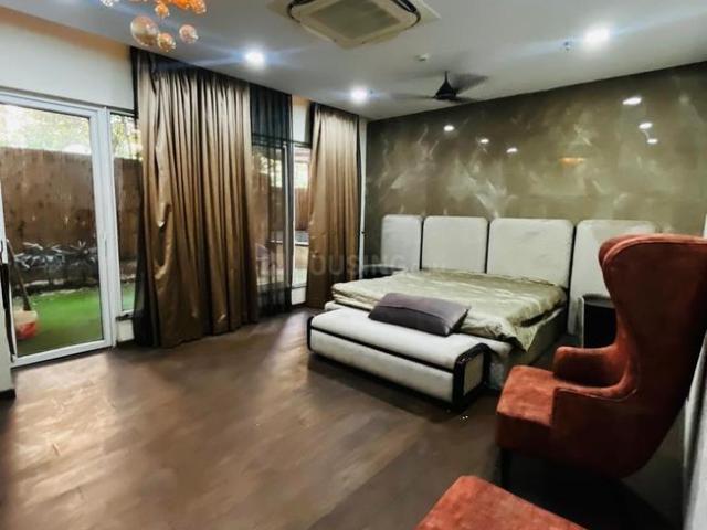 5 BHK Villa in Sector 75 for rent Noida. The reference number is 20825911