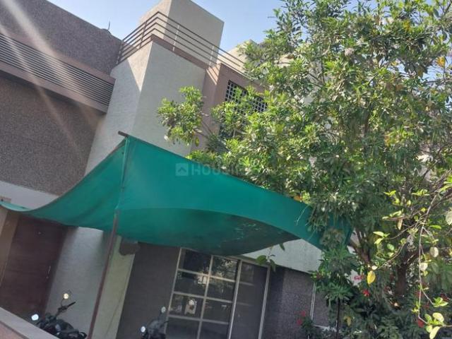 5 BHK Villa in Shela for rent Ahmedabad. The reference number is 19701412