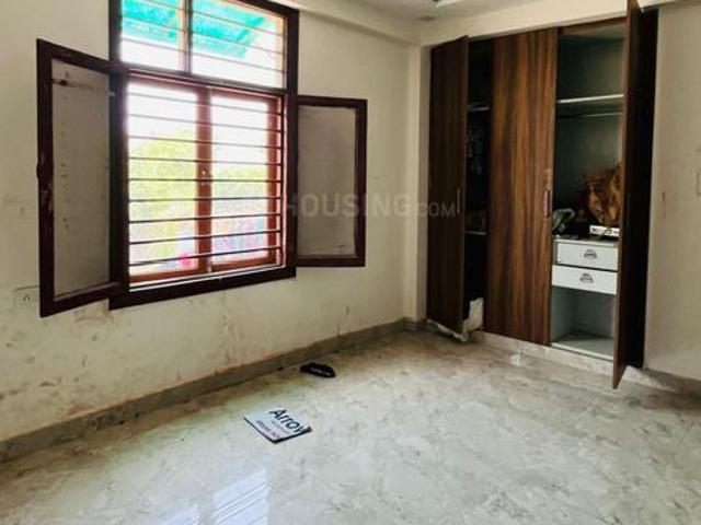 5 BHK Villa in Siddharth Vihar for resale Ghaziabad. The reference number is 19242010