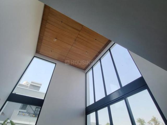 5 BHK Villa in Sultanpur for resale New Delhi. The reference number is 11746815