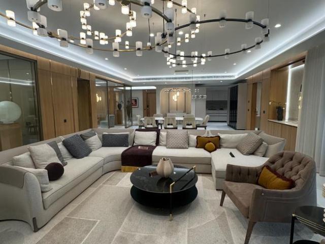 5 BHK Apartment in Ambli for resale Ahmedabad. The reference number is 20804387