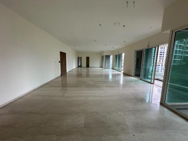 5 BHK Apartment in Andheri West for resale Mumbai. The reference number is 18213640