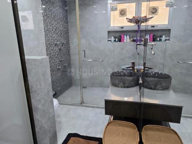 5 BHK Apartment in Bhimrad for rent Surat. The reference number is 16905557