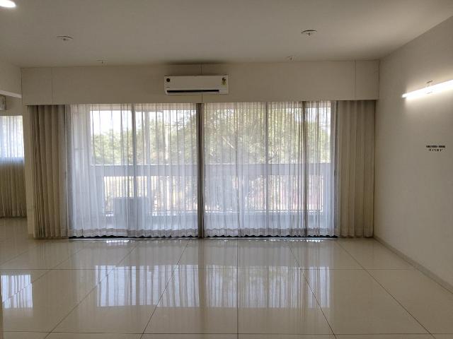 5 BHK Apartment in Godhavi for resale Ahmedabad. The reference number is 19077579