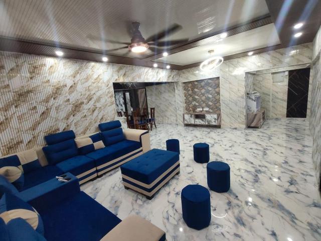 5 BHK Apartment in Goregaon East for resale Mumbai. The reference number is 20638919