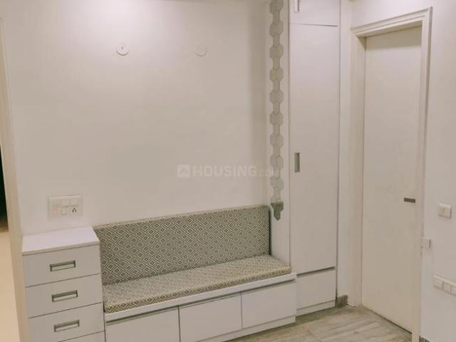 5 BHK Apartment in DLF Phase 3 for rent Gurgaon. The reference number is 20667245