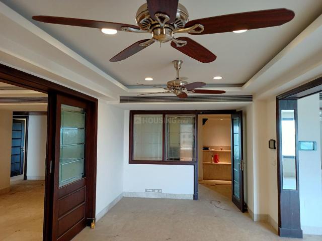 5 BHK Apartment in DLF Phase 3 for resale Gurgaon. The reference number is 19937622