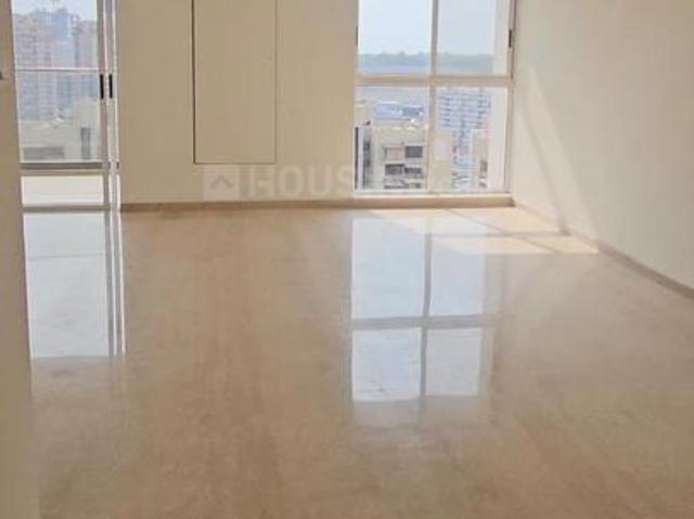 5 BHK Apartment in Mohammed Wadi for rent Pune. The reference number is 20730007