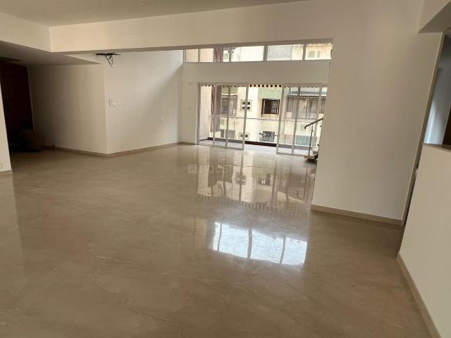 5 BHK Apartment in Kondhwa for resale Pune. The reference number is 17191836