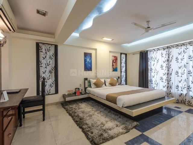 5 BHK Apartment in Khar West for rent Mumbai. The reference number is 19944302