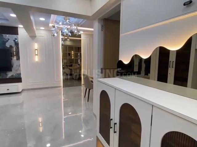5 BHK Apartment in Khar West for rent Mumbai. The reference number is 20957046