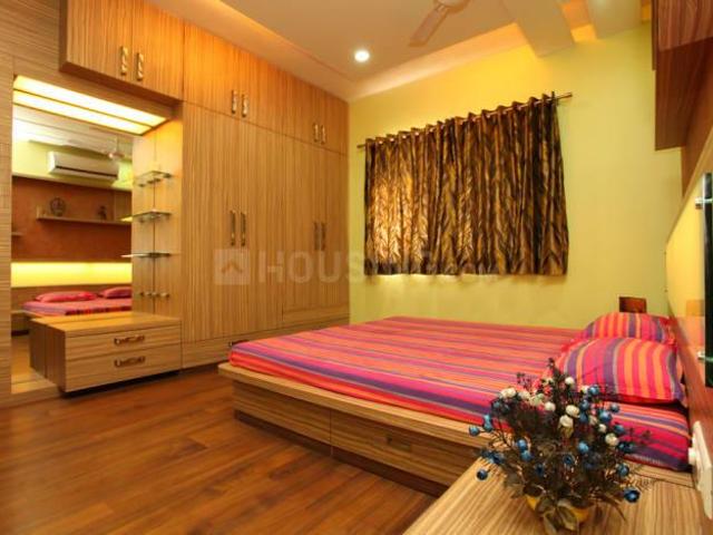 5 BHK Apartment in Khar West for resale Mumbai. The reference number is 9325859
