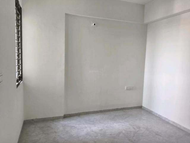 5 BHK Apartment in Hanspura for resale Ahmedabad. The reference number is 19609826