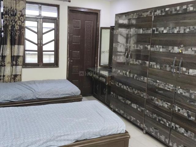 5 BHK Apartment in Himayath Nagar for resale Hyderabad. The reference number is 20218079