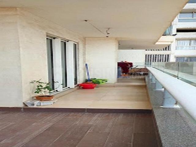 5 BHK Apartment in Malad East for resale Mumbai. The reference number is 19231690