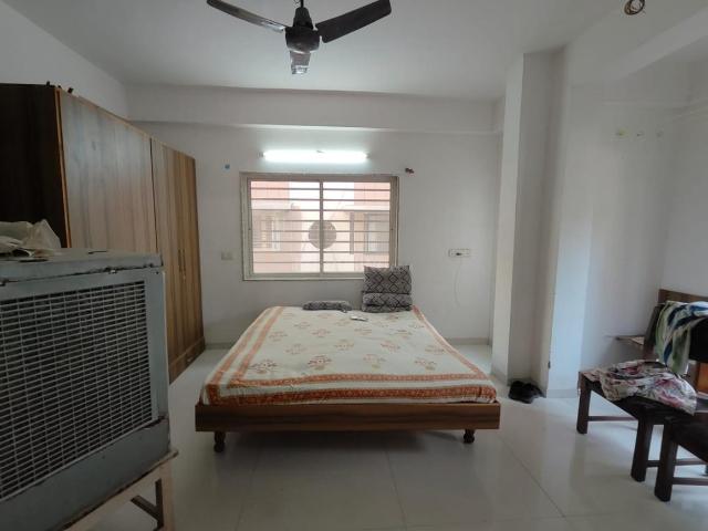 5 BHK Apartment in Navrangpura for resale Ahmedabad. The reference number is 20302626