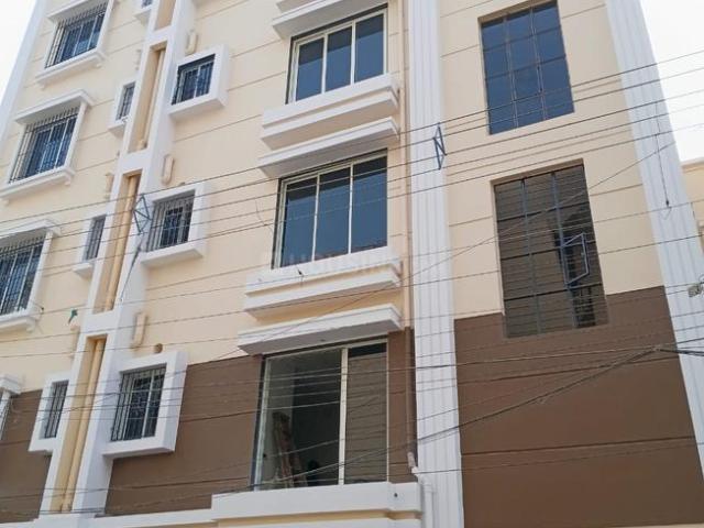 5 BHK Apartment in Nayabad for resale Kolkata. The reference number is 20428609
