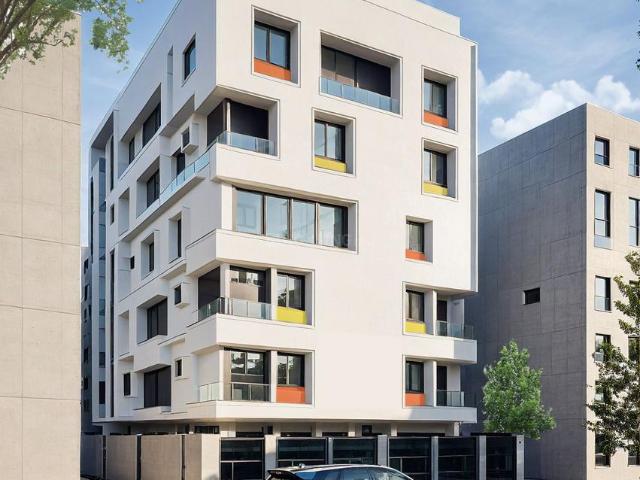 5 BHK Apartment in New Alipore for resale Kolkata. The reference number is 20911989