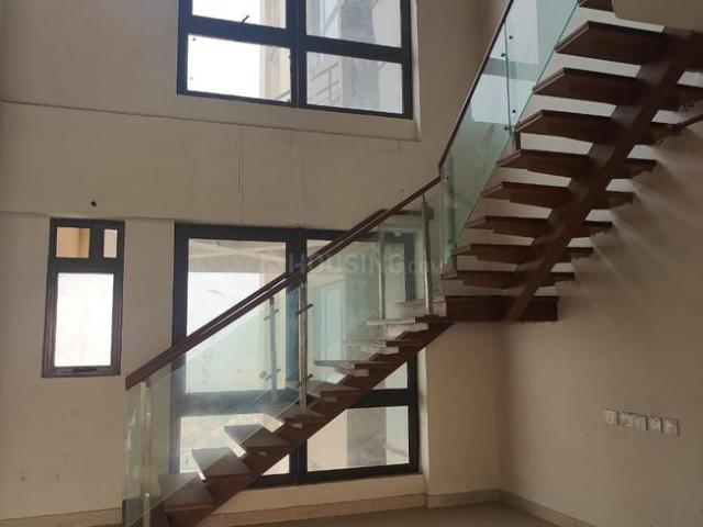 5 BHK Apartment in Santoshpur for resale South Kolkata. The reference number is 16462221