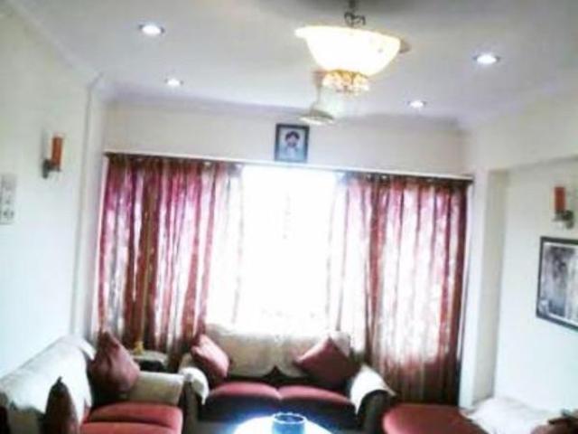 5 BHK Apartment in Santacruz East for resale Mumbai. The reference number is 5852200