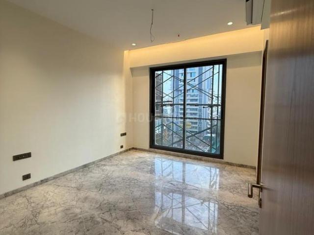 5 BHK Apartment in Santacruz West for resale Mumbai. The reference number is 19489409