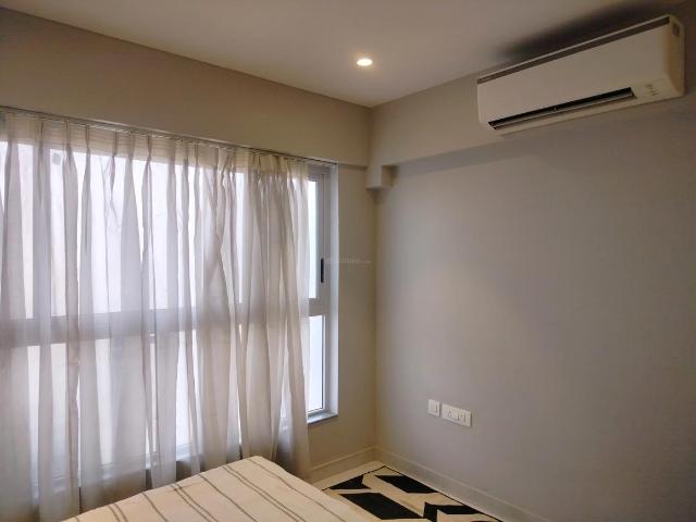 5 BHK Apartment in Santacruz West for resale Mumbai. The reference number is 19520656
