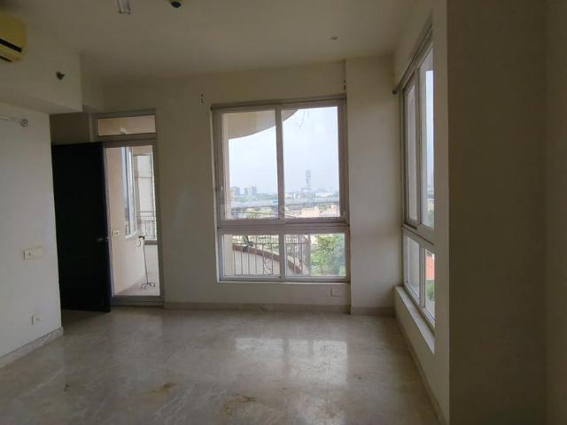 5 BHK Apartment in Sector 110 for rent Gurgaon. The reference number is 20781497
