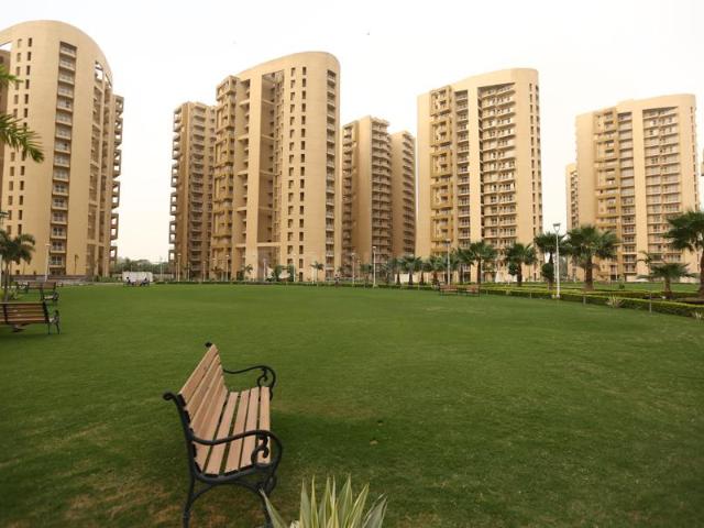 5 BHK Apartment in Sector 20 for rent Panchkula. The reference number is 15872741