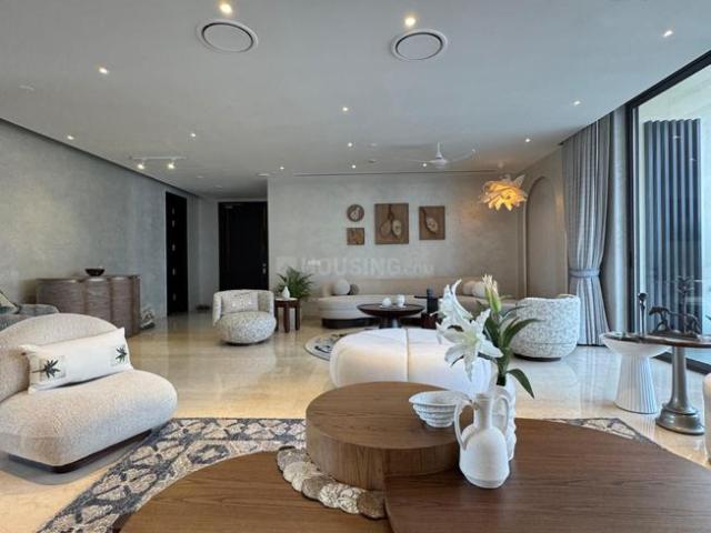 5 BHK Apartment in Sector 42 for resale Gurgaon. The reference number is 19951784