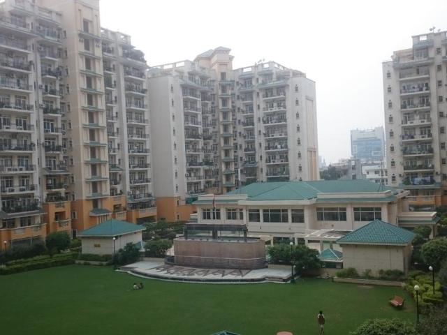 5 BHK Apartment in Sector 54 for resale Gurgaon. The reference number is 17944747