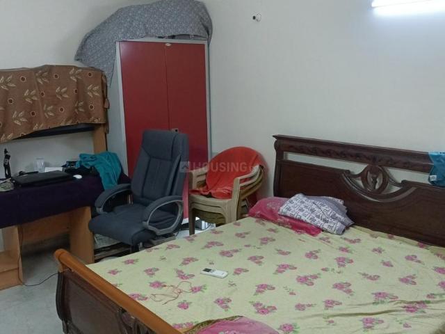 5 BHK Apartment in Sector 50 for resale Noida. The reference number is 20730075