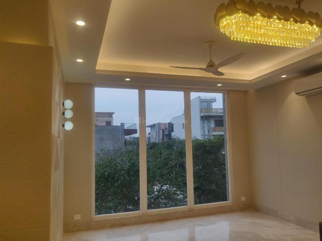5 BHK Apartment in Sector 53 for rent Gurgaon. The reference number is 20356358