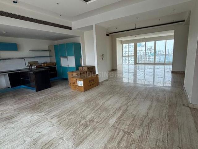 5 BHK Apartment in Sector 78 for resale Noida. The reference number is 20716814