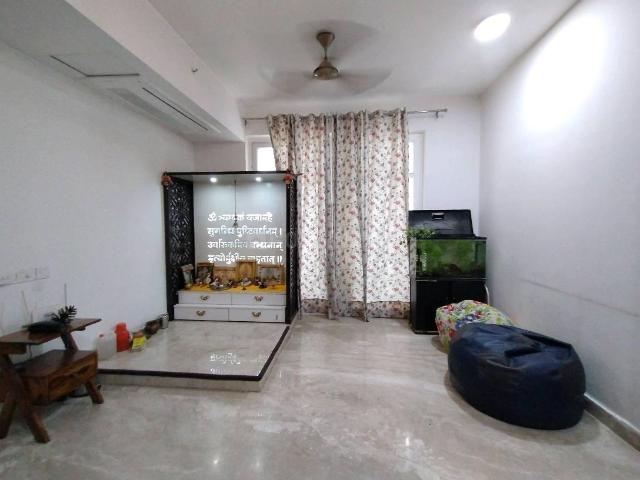 5 BHK Apartment in Sector 85 for resale Gurgaon. The reference number is 19972780