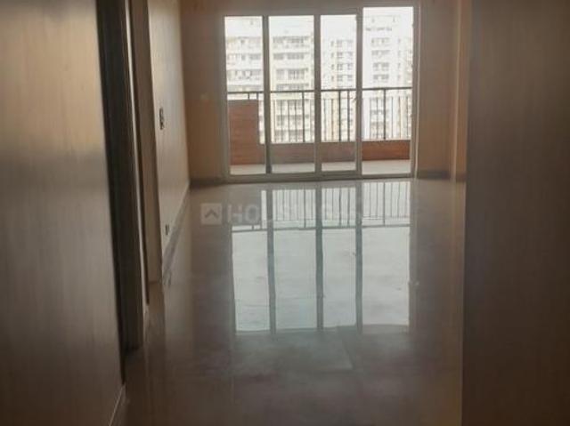 5 BHK Apartment in Sector 82 for rent Gurgaon. The reference number is 17598130