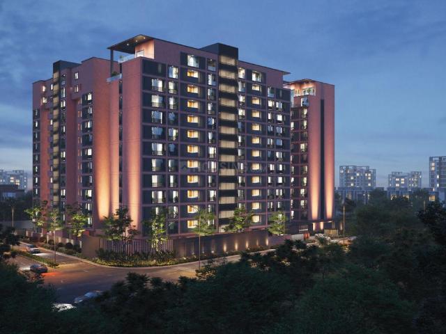 5 BHK Apartment in Pal Gam for resale Surat. The reference number is 17593212