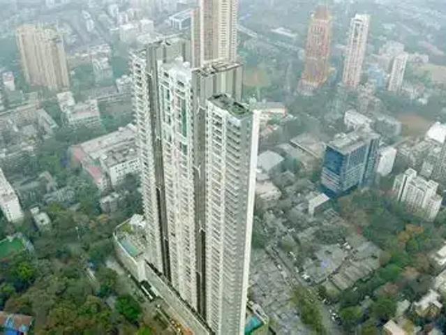 5 BHK Apartment in Parel for resale Mumbai. The reference number is 20413013