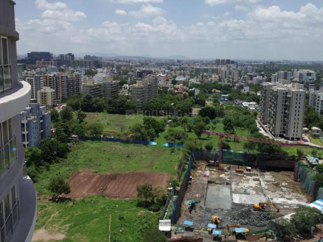 5 BHK Apartment in Pimple Nilakh for resale Pune. The reference number is 14567200