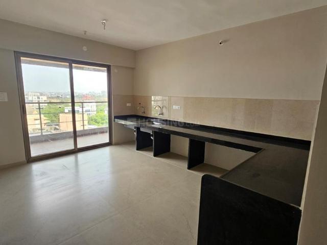 5 BHK Apartment in Pimple Saudagar for resale Pune. The reference number is 20270159