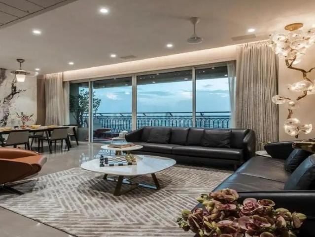 5 BHK Apartment in Worli for resale Mumbai. The reference number is 20134587