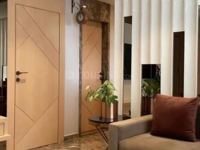 5 BHK Apartment in Thaltej for resale Ahmedabad. The reference number is 20734027