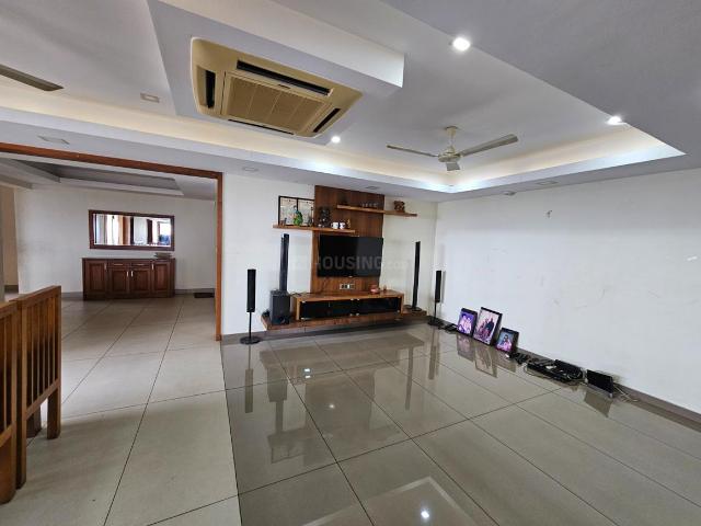 5 BHK Apartment in Thrippunithura for resale Kochi. The reference number is 19659298