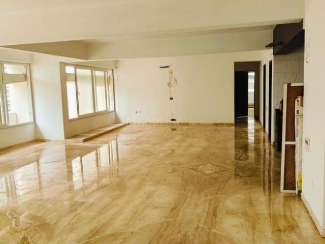 5 BHK Apartment in Vaishno Devi Circle for resale Ahmedabad. The reference number is 20560849