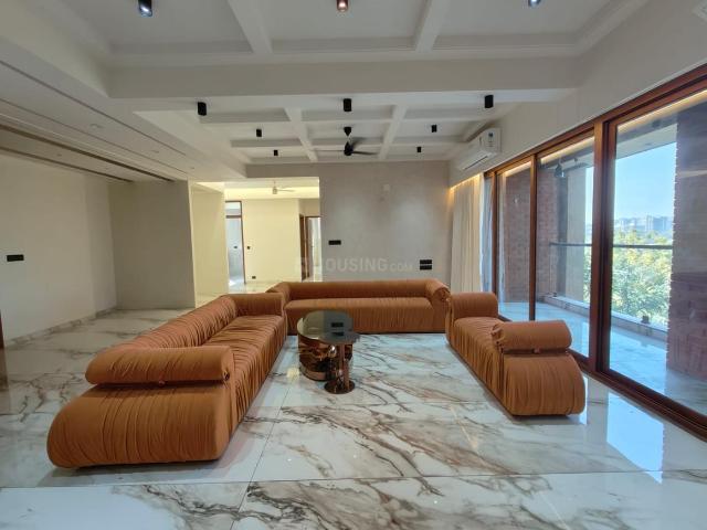 5 BHK Apartment in Vastrapur for resale Ahmedabad. The reference number is 20296013