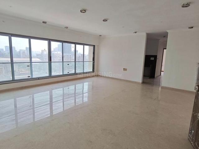 5 BHK Apartment in Vile Parle West for resale Mumbai. The reference number is 16698312