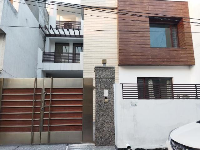 5 BHK Duplex in Channi Himmat for rent Jammu. The reference number is 18608764